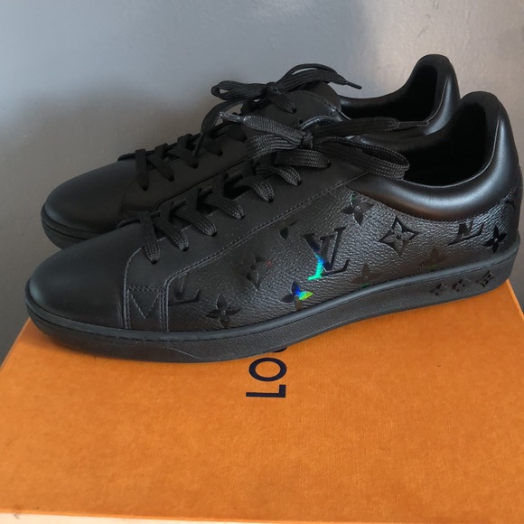 Size U.S 8.5 Louis Vuitton - Picture 2 of 3